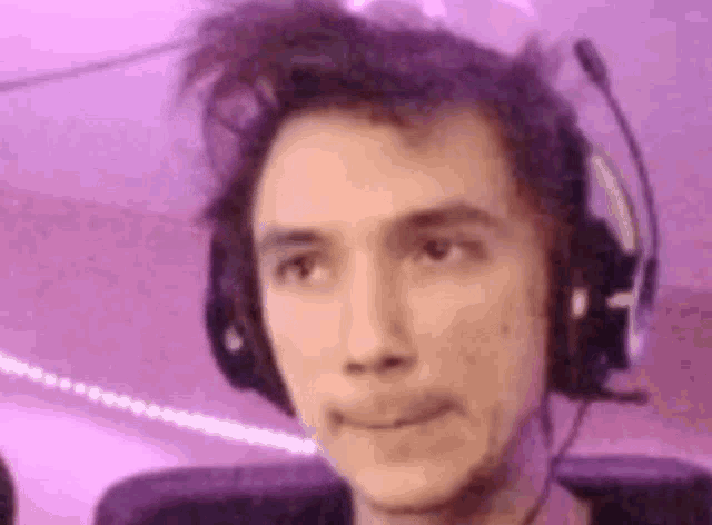 Серега пират — жизнь и приключения знаменитого бандита, история его незавидного роста славы и драматические события, сопровождающие его пиратскую карьеру