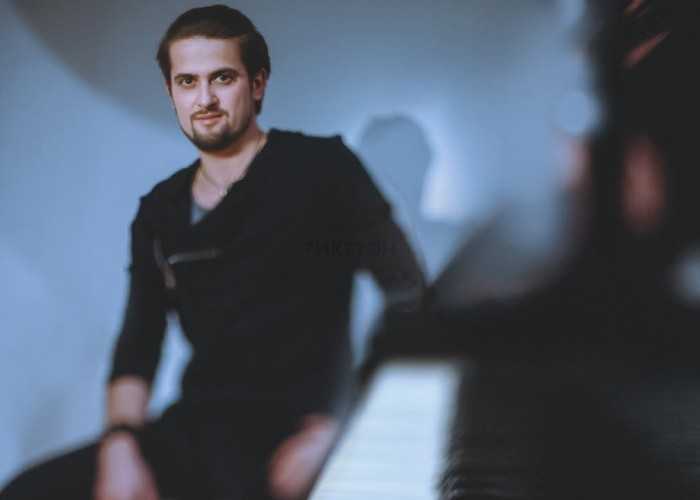 Личная жизнь, жена и дети певца влада соколовского