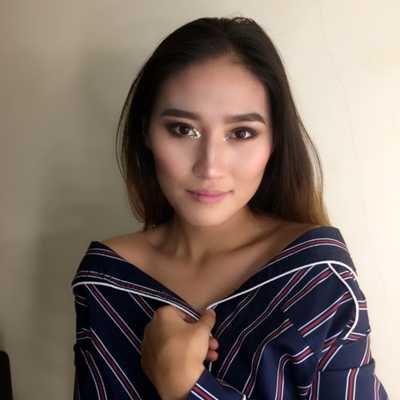 Стелла васильева: биография, возраст, блог на youtube, фото