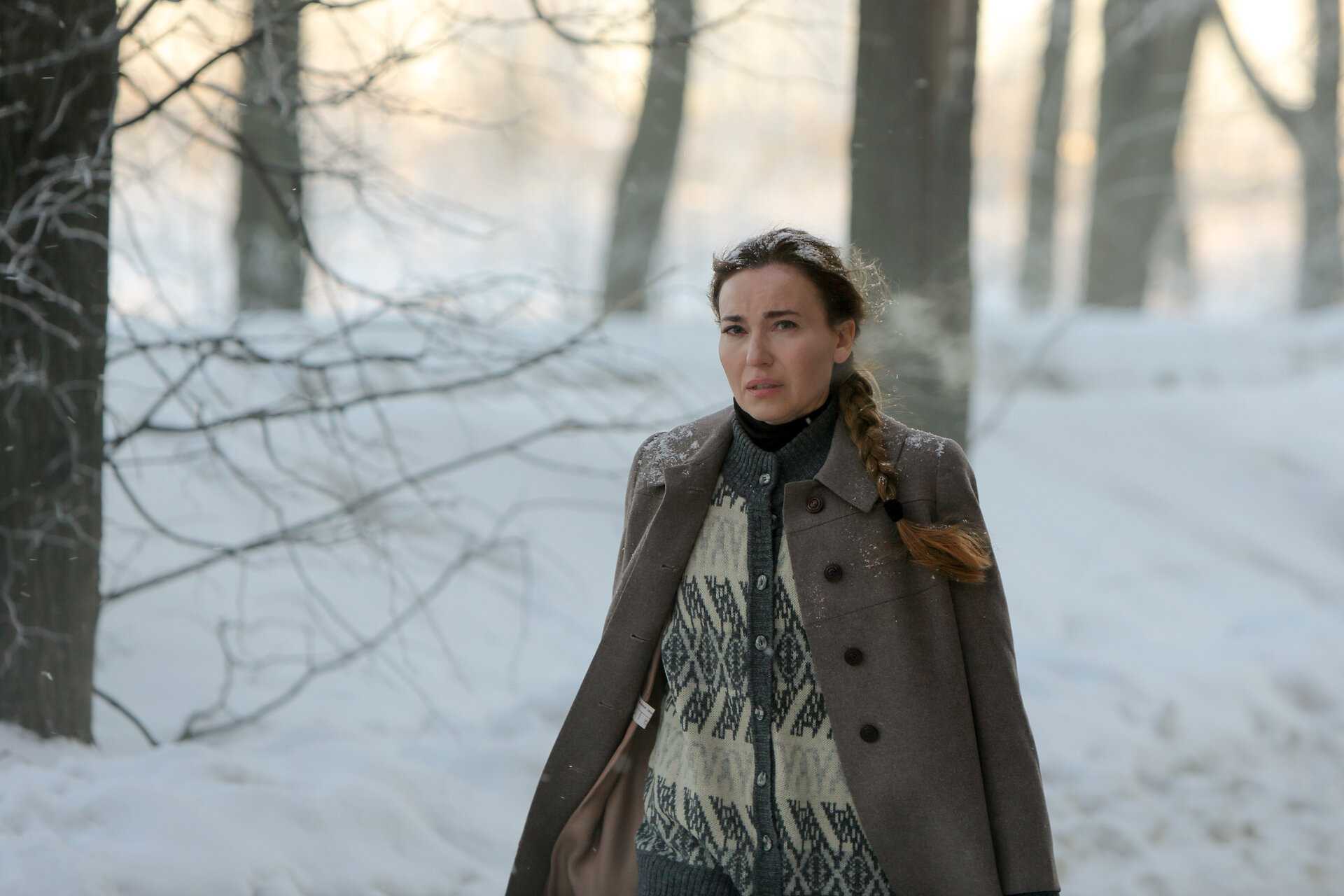 Не понять тому, кто не бежал от местных: рецензия на сериал «слово пацана. кровь на асфальте» (2023) | после титров