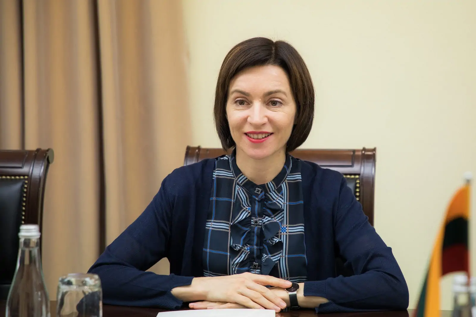 Майя санду: биография политика и лидера прогрессивной партии