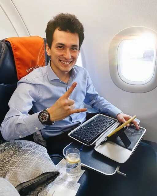 Кто такой алан енилеев