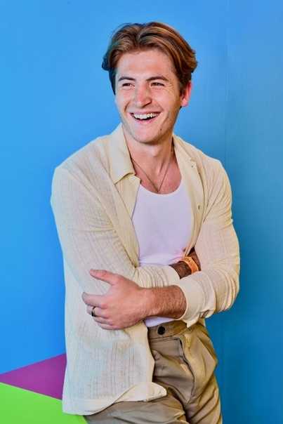 Kieron moore (actor) height, weight, age, affairs, biography & more