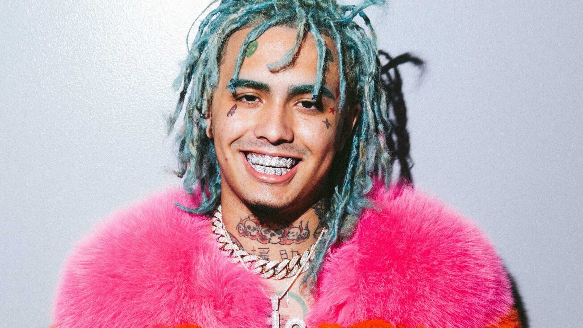 Lil pump биография на русском. lil pump – биография, фото рэпера, песни, личная жизнь, клипы, альбом, рост, вес. что такое "эщкере": как зародился этот мем