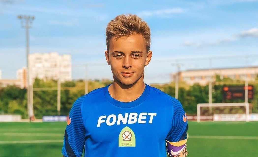 Даниил крапивников – футболист, где играет, рост и возраст