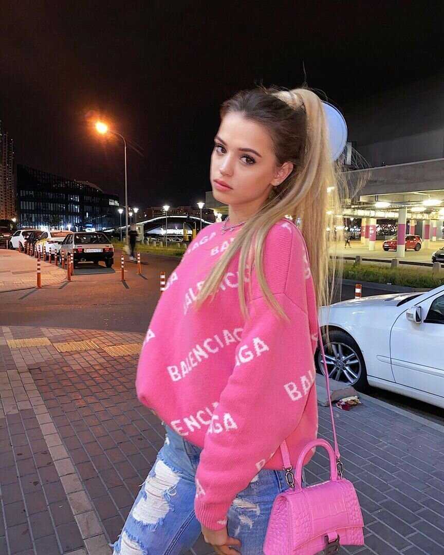 Юлия гаврилина тик ток