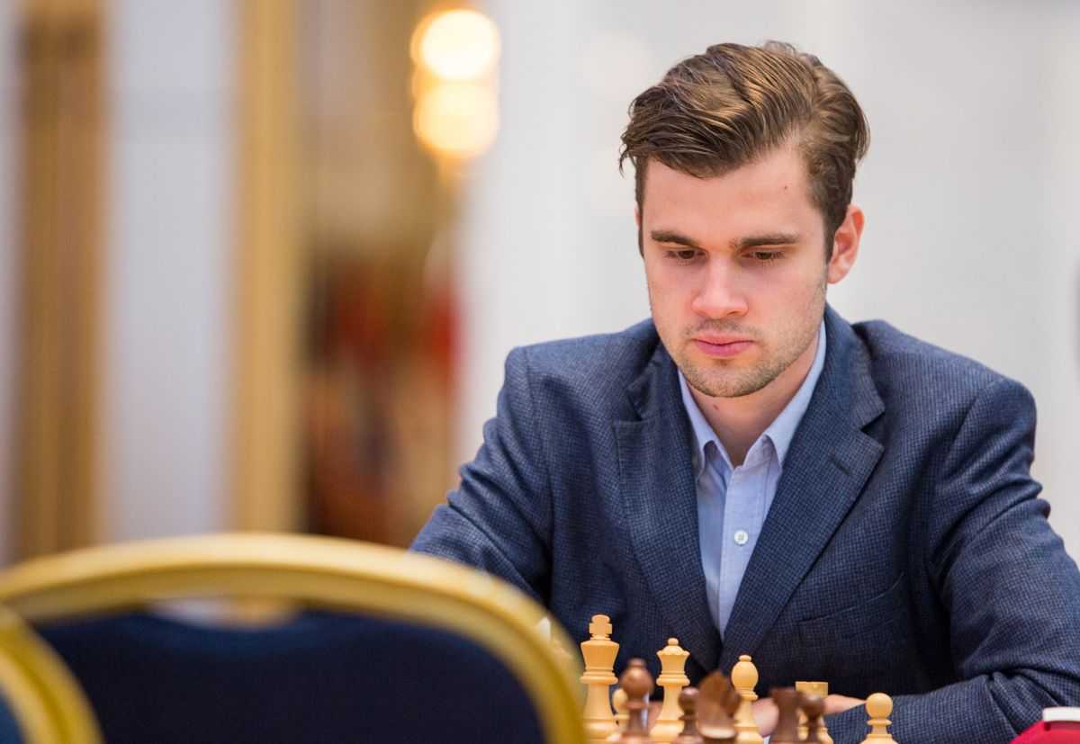 Кирилл нечаев (nechaev): биография, дата рождения, сколько лет, семья, девушка, канал на ютуб