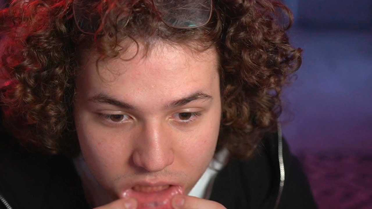 Кто такой жожо. зрители встали на защиту дружелюбного twitch-стримера в его конфликте с некоглаем