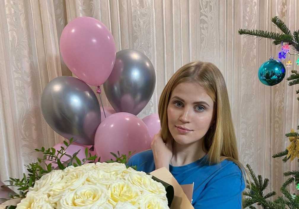 Ангелина робигуд (angelina robihood): биография, фото, из какого города, сколько лет