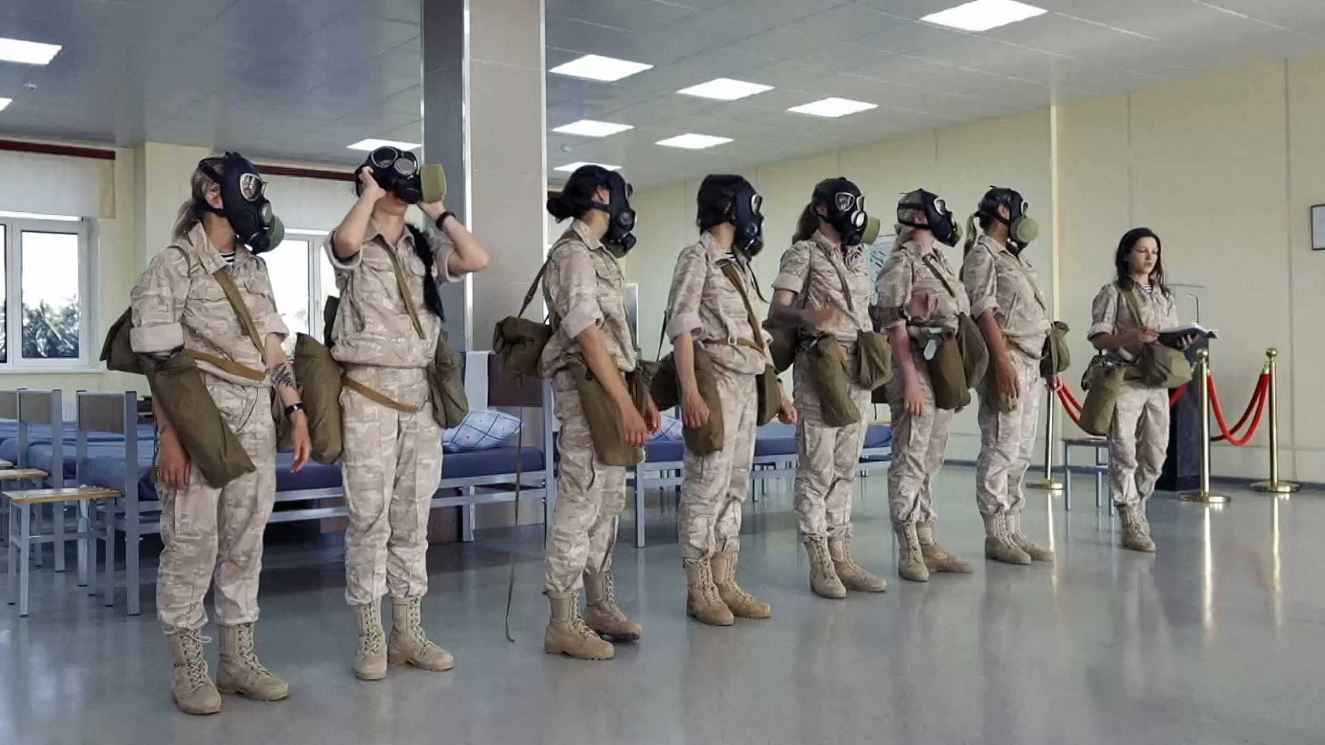 Шоу солдатки спецназ
