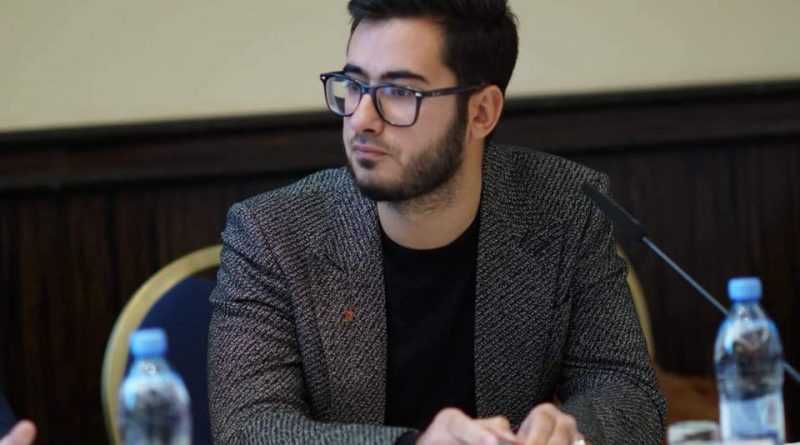 Аббас джума: биография журналиста, национальность, родители, жена, год рождения