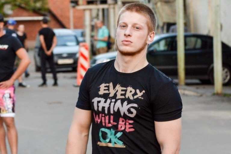 Ушу мастер (андрей ефимов): биография бойца, сколько лет, национальность, карьера