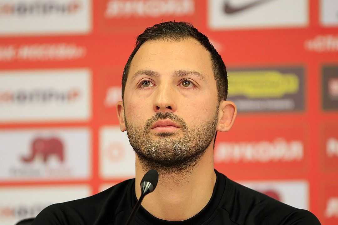 Kevin de bruyne left out of belgium squad under injury cloud, boss domenico tedesco signs new contract