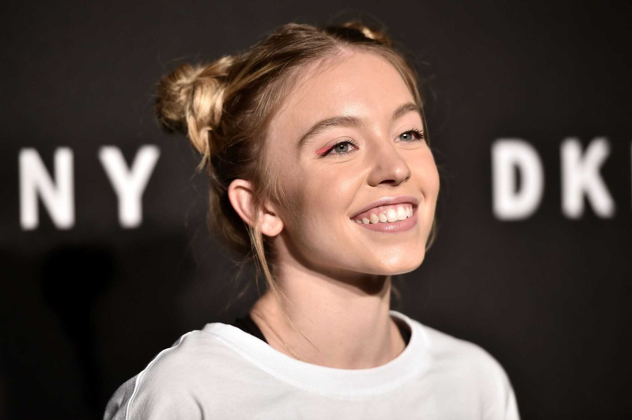 Who plays cassie on 'euphoria'? sydney sweeney has had a major few years