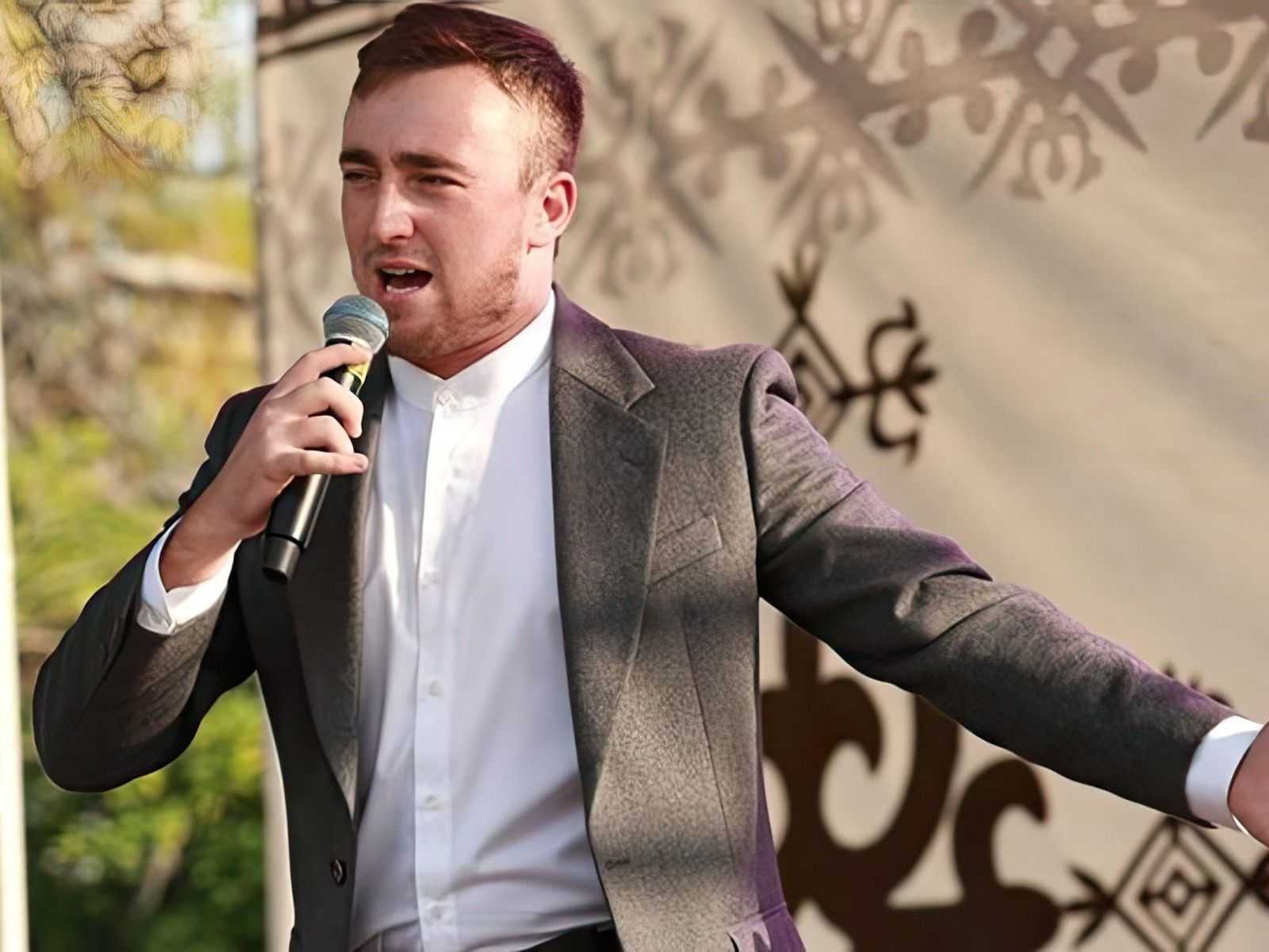 Султан лагучев: биография и личная жизнь, рост и вес, карьера и успех, инстаграм и фото