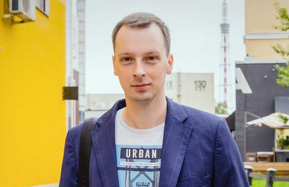 Петр Баталов биография и настоящее имя блогера Как построил карьер на Youtube тематика канала Все нормально Чем занимался до популярности как привлекает аудиторию