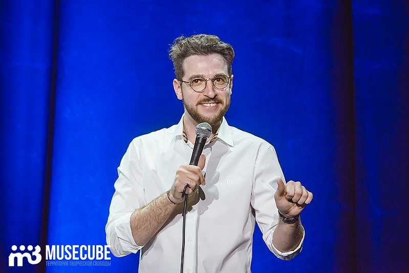 Андрей бебуришвили – талантливый комик, резидент «comedy club»