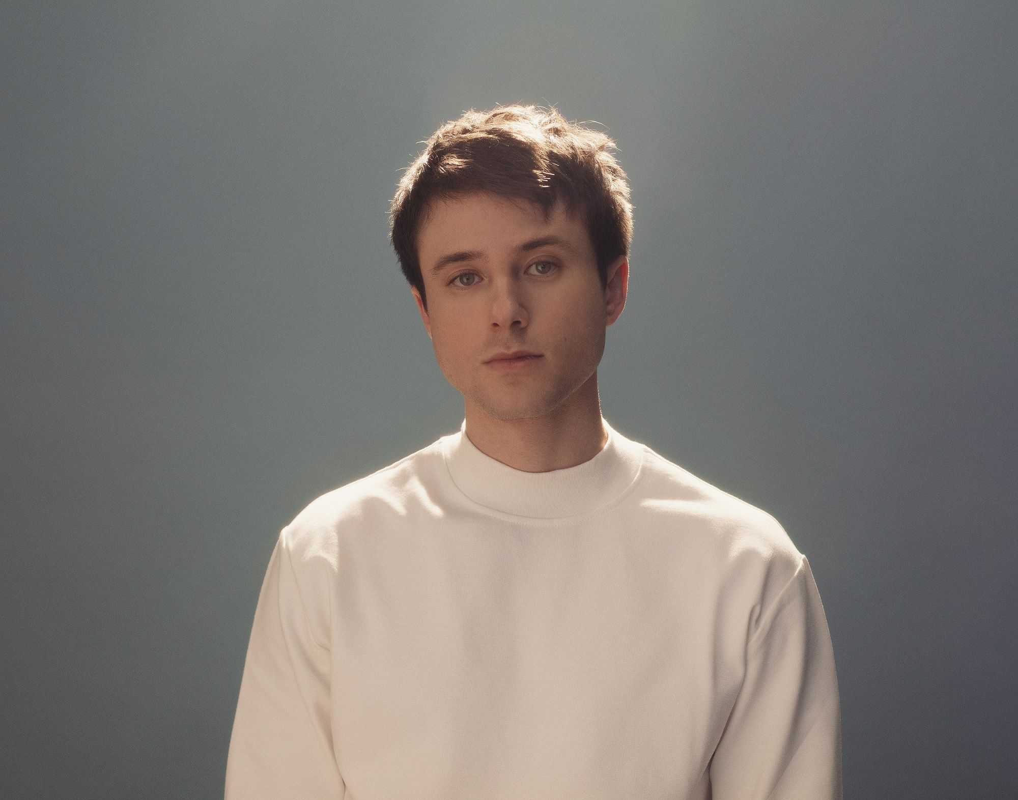 Alec benjamin age, net worth, girlfriend, family, height and biography (updated 2023) - thewikifeed