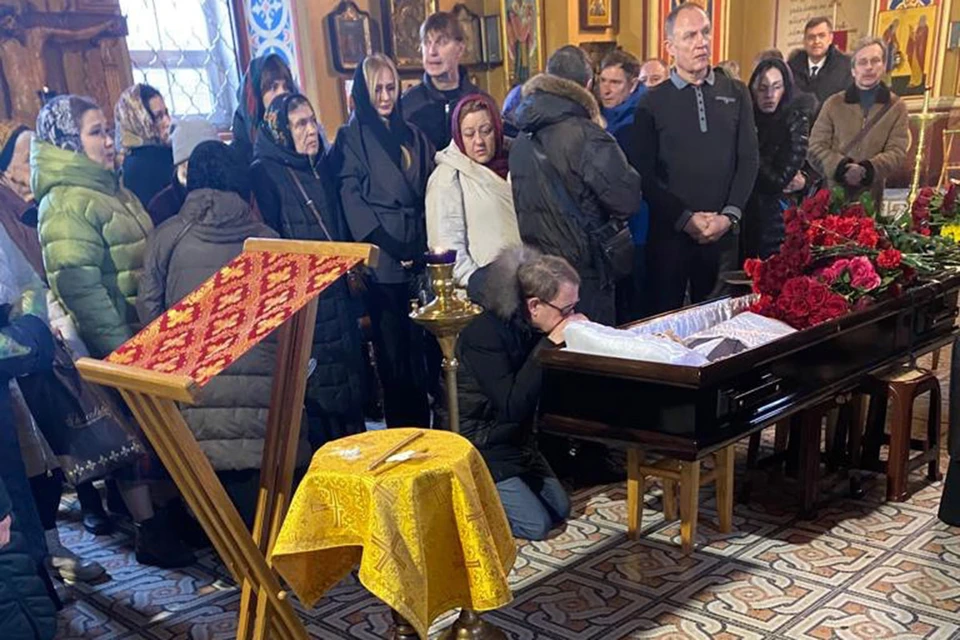 Биография, национальность, причина смерти, что произошло, фото
