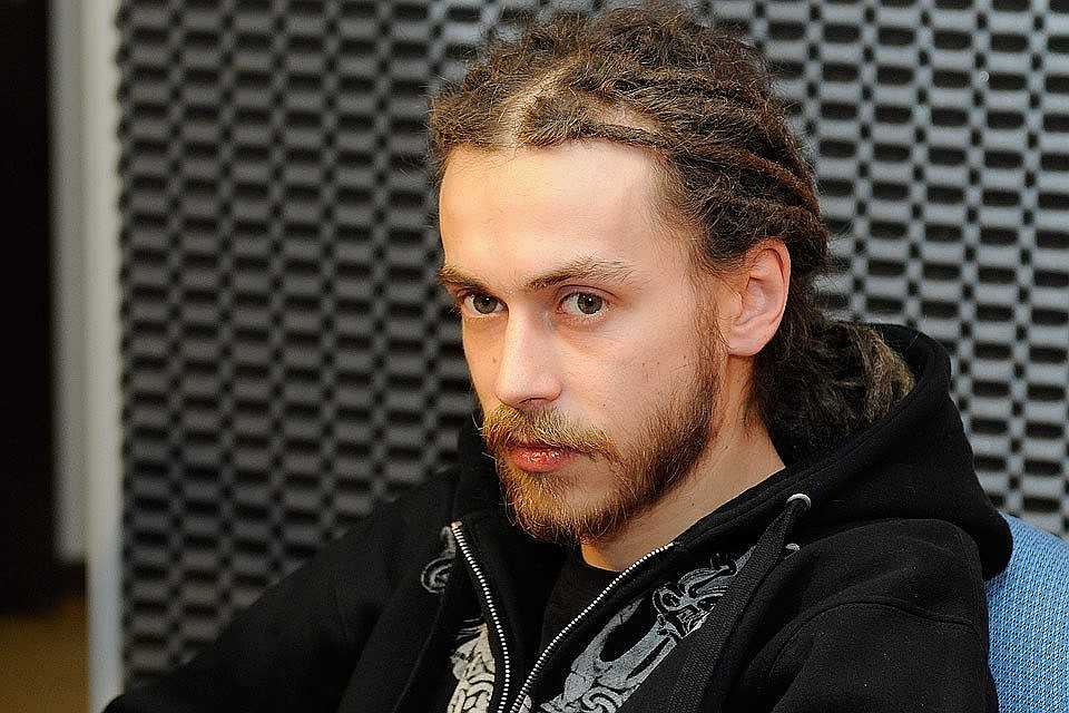 Умер рэпер децл (35 лет): от чего умер рэпер децл, припадок, последнее выступление децла перед смертью