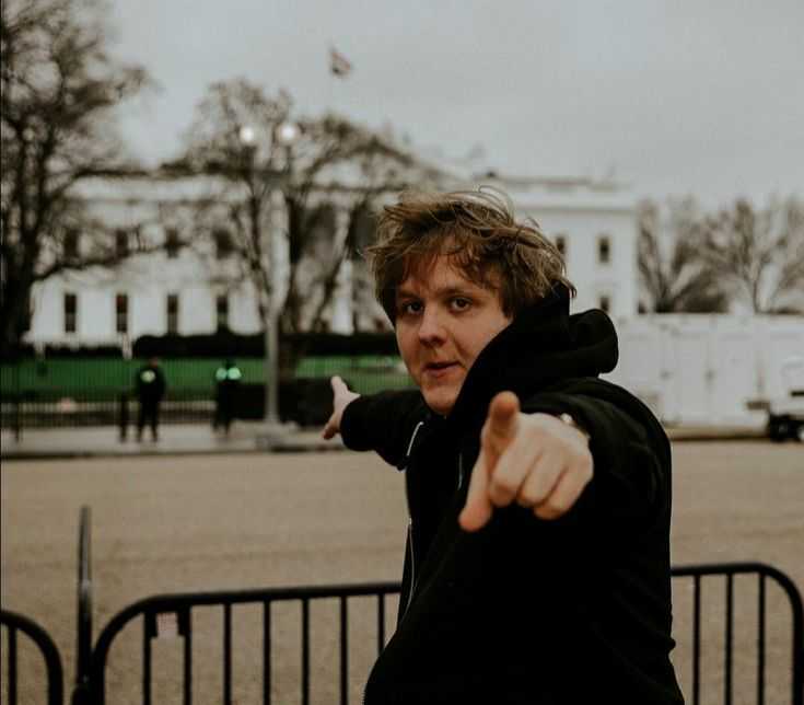 Lewis capaldi: биография и фото