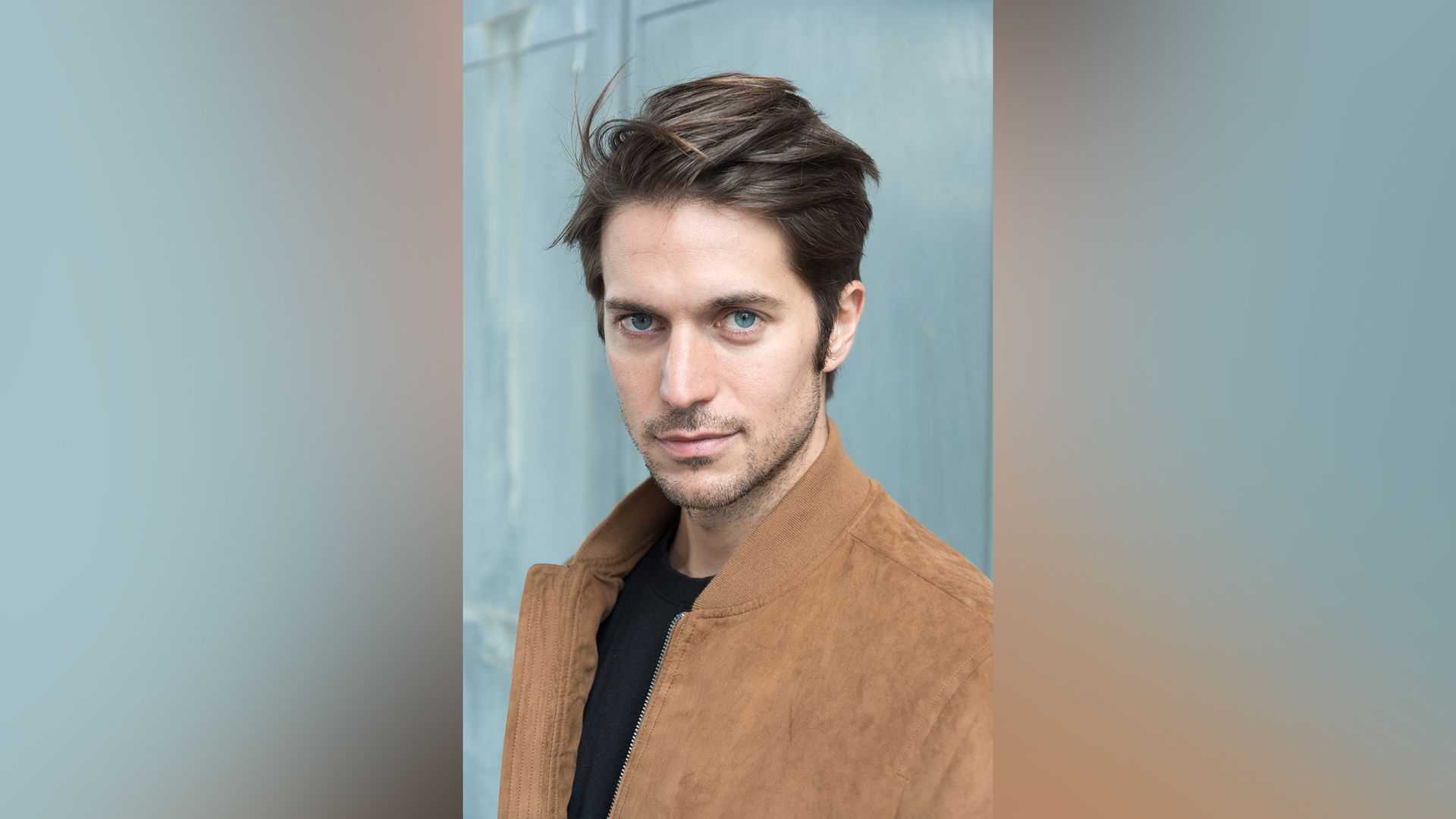Lucas bravo age, net worth, girlfriend, family, height and biography - thewikifeed